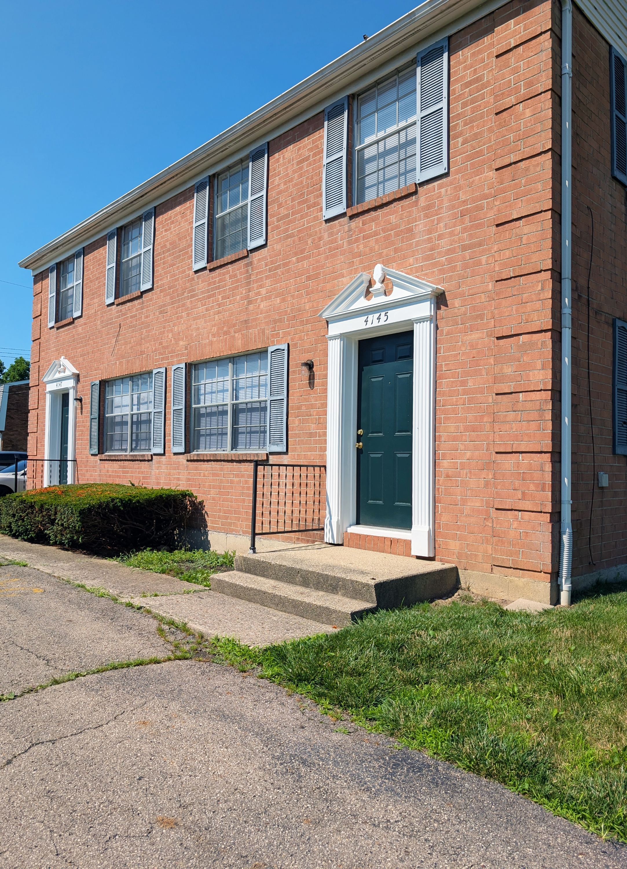 4147 Vineshire Drive